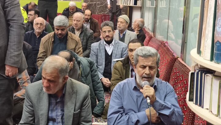 تصاویر/ مراسم گرامیداشت دهه مبارک فجر در مسجد جامع دماوند