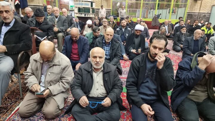 تصاویر/ مراسم گرامیداشت دهه مبارک فجر در مسجد جامع دماوند