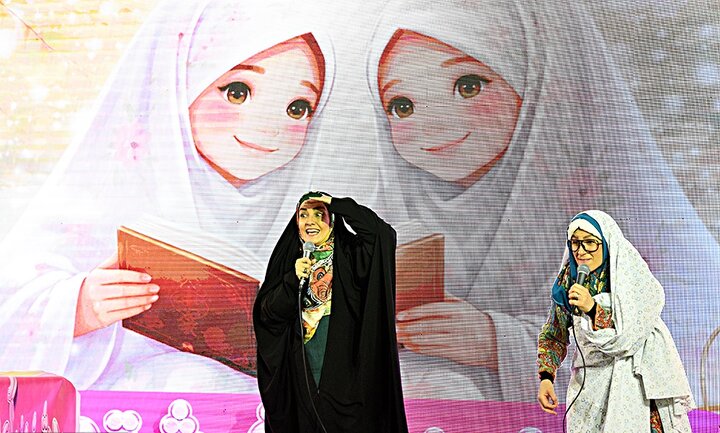 تصاویر/ جشن تکلیف 5000 هزار نفری دخترانه در حرم حضرت عبدالعظیم(ع)