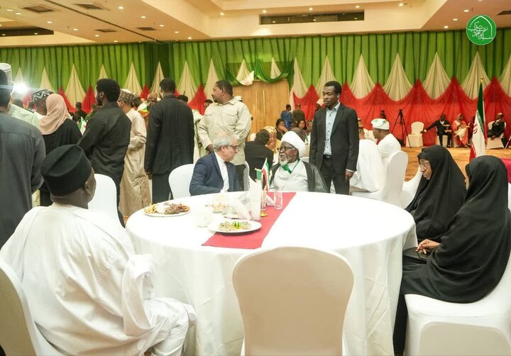 گزارش تصویری: حضور شیخ ابراهیم زکزاکی در جشن چهل و هفتمین پیروزی انقلاب اسلامی در سفارت جمهوری اسلامی در ابوجا