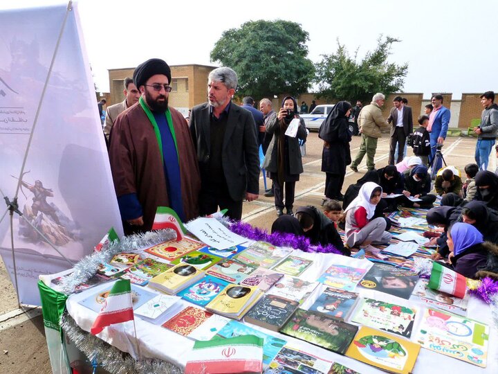 تصاویر/جشن دهه فجر در روستای آبطاف آبدانان