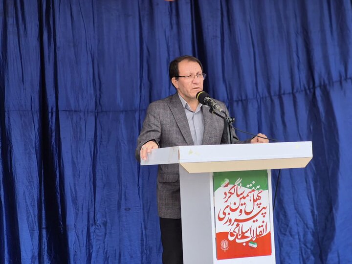 تصاویر/برگزاری جشن بزرگ انقلاب در روستای گلزار حداد شهرستان چوار