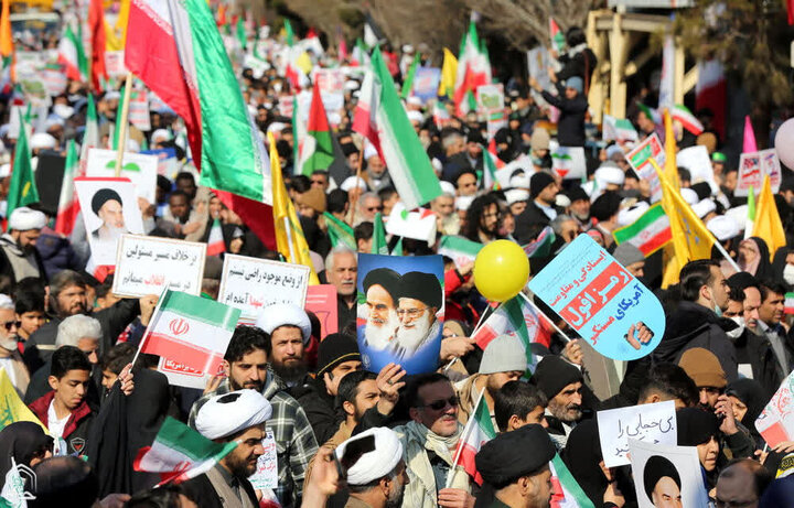 فیلم | دعوت عضو هیئت رئیسه خبرگان رهبری به حضور مردم در راهپیمایی ۲۲ بهمن