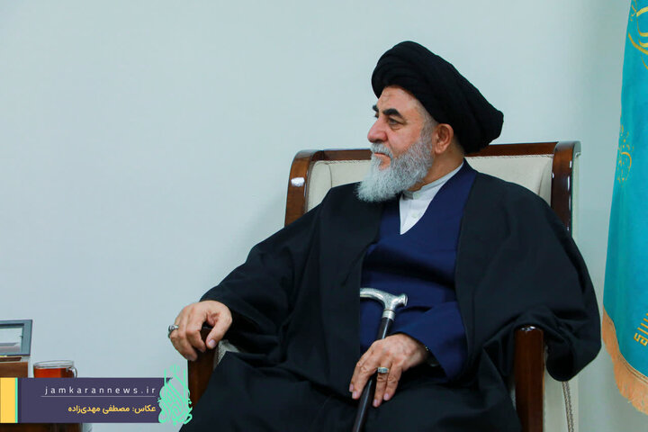 گزارش تصویریدیدار فرمانده نیروی دریایی ارتش با تولیت آستان مقدس مسجد جمکران