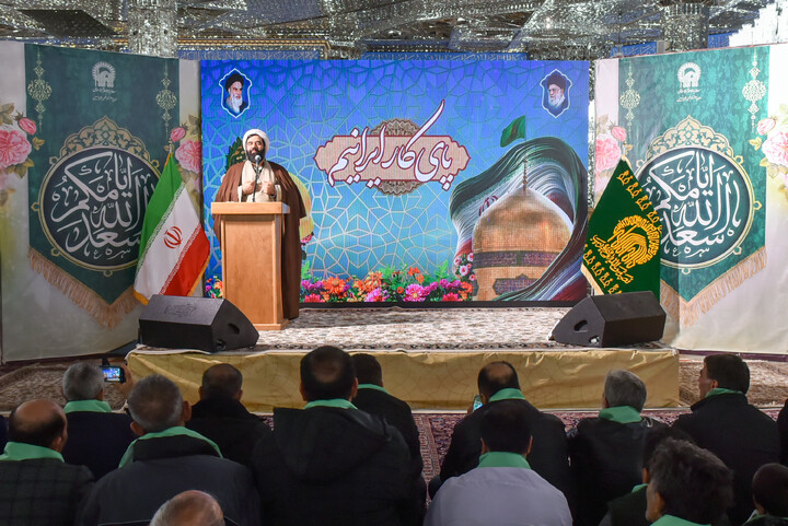 تصاویر/ تشرّف کارگران زیارت اولی معادن کشور به حرم مطهر رضوی