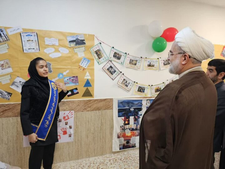 تصاویر/بازدید نماینده ولی فقیه در کردستان از اتحادیه انجمن‌های اسلامی دانش‌آموزان سنندج