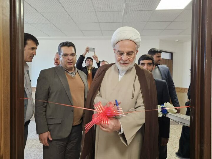 تصاویر/بازدید نماینده ولی فقیه در کردستان از اتحادیه انجمن‌های اسلامی دانش‌آموزان سنندج