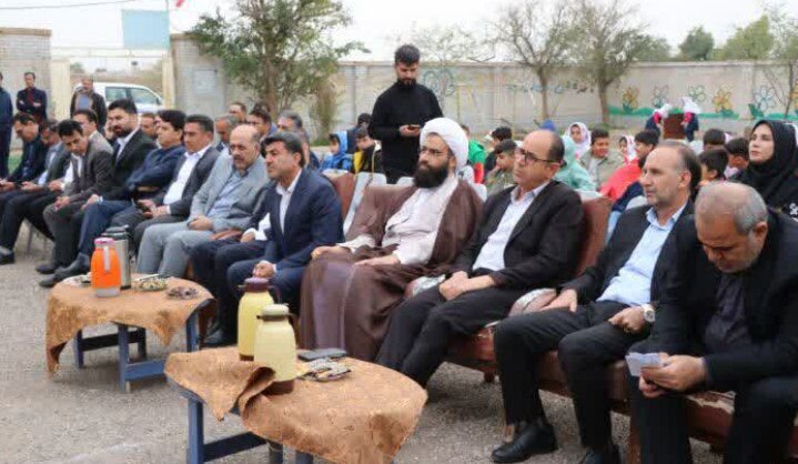 تصاویر/ برگزاری جشن انقلاب در روستای حاضر میل شهرستان دهلران
