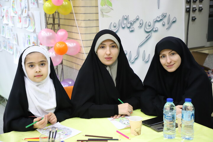 تصاویر / غرفه کودک و نوجوان حوزه علمیه استان آذربایجان شرقی در نمایشگاه قرآن کریم