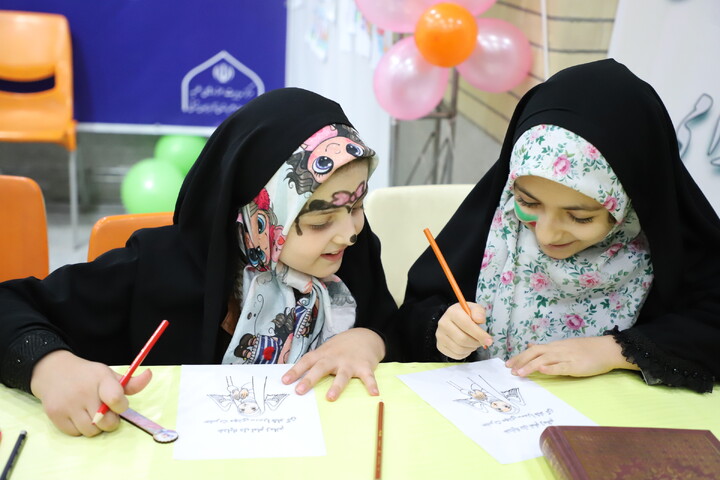 تصاویر / غرفه کودک و نوجوان حوزه علمیه استان آذربایجان شرقی در نمایشگاه قرآن کریم