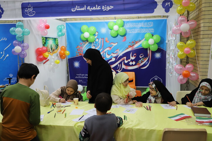 تصاویر / غرفه کودک و نوجوان حوزه علمیه استان آذربایجان شرقی در نمایشگاه قرآن کریم