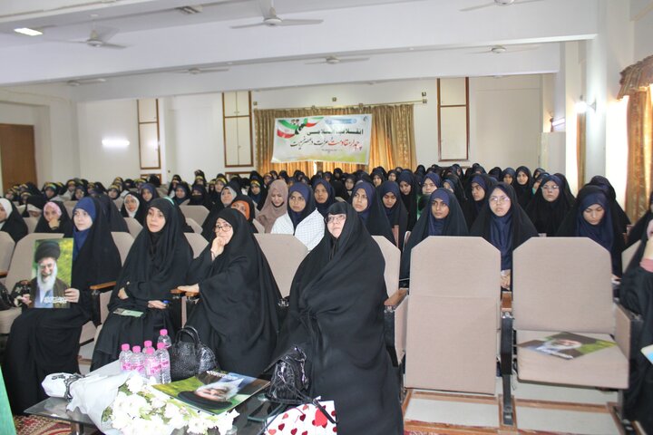 جامعہ المصطفیٰ کراچی