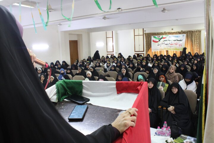 انقلابِ اسلامی، امتِ مسلمہ کی عزت و وقار کی بحالی کا نقطۂ آغاز، مقررین