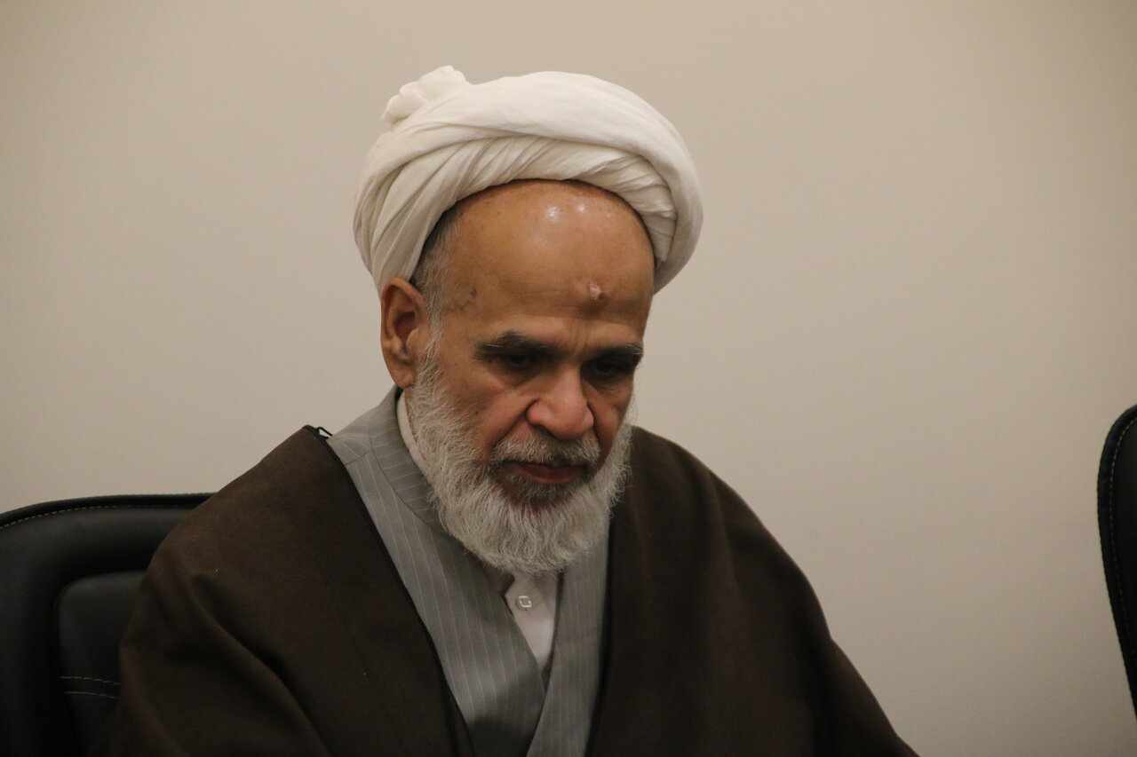 اجلاسیه مدیران حوزه‌های علمیه استان کرمان با حضور نماینده ولی‌فقیه و مدیر حوزه‌های علمیه استان برگزار شد.