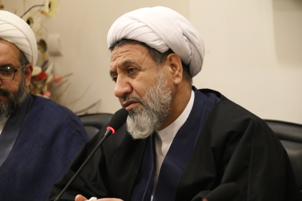 اجلاسیه مدیران حوزه‌های علمیه استان کرمان با حضور نماینده ولی‌فقیه و مدیر حوزه‌های علمیه استان برگزار شد.