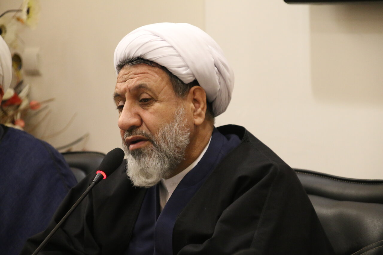 اجلاسیه مدیران حوزه‌های علمیه استان کرمان با حضور نماینده ولی‌فقیه و مدیر حوزه‌های علمیه استان برگزار شد.