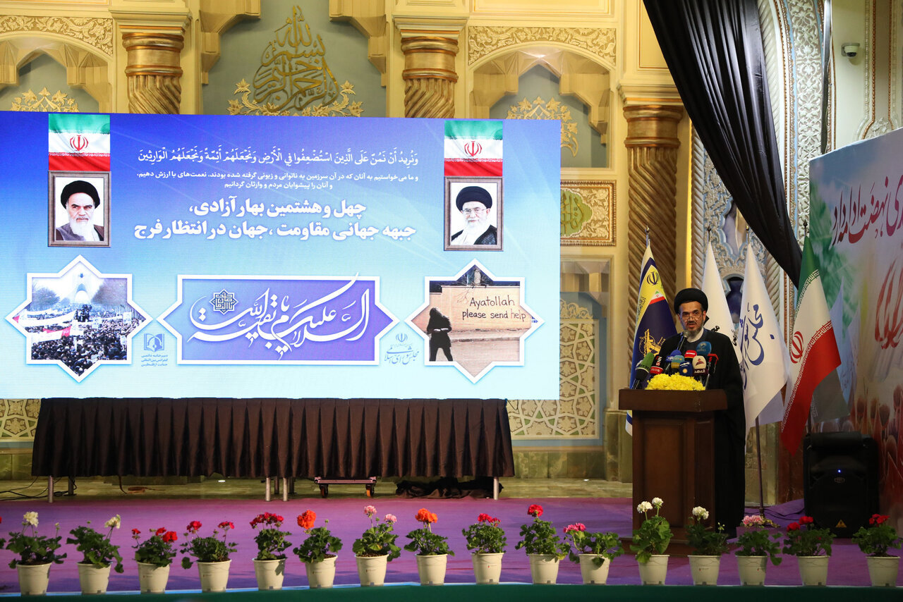 انقلاب اسلامی ایران، اسلام ناب محمدی را دوباره زنده کرد