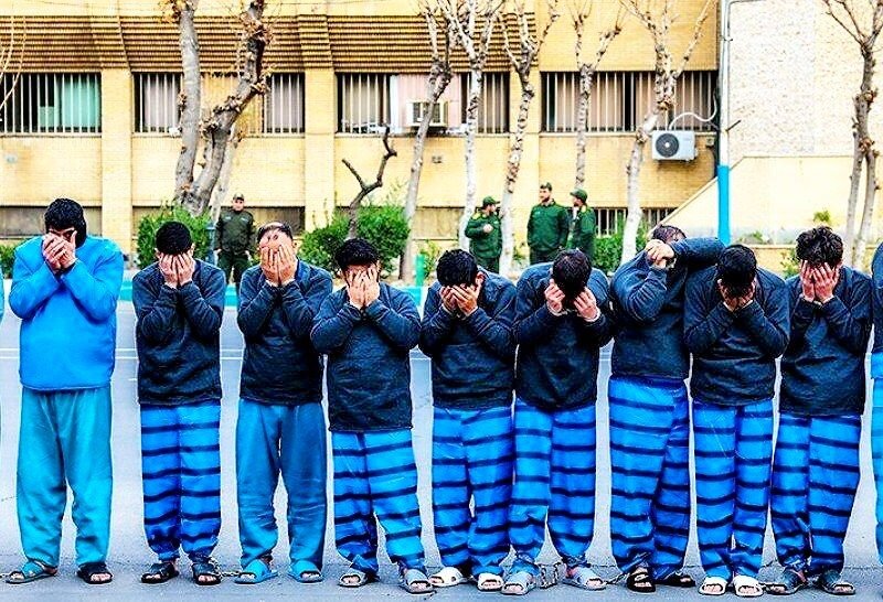 حلقه مفقوده تربیت سیاسی: چرا بسیاری از والدین از تربیت سیاسی غافل‌اند؟