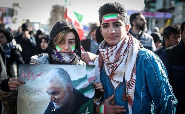 حلقه مفقوده تربیت سیاسی: چرا بسیاری از والدین از تربیت سیاسی غافلاند؟