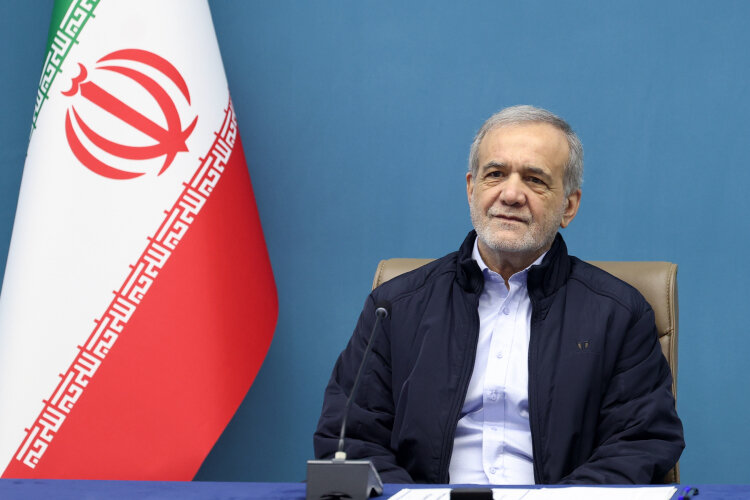 پیام حضور در ۲۲ بهمن ایستادگی مردم در کنار یکدیگر برای حفظ کشور و منافع ملی است