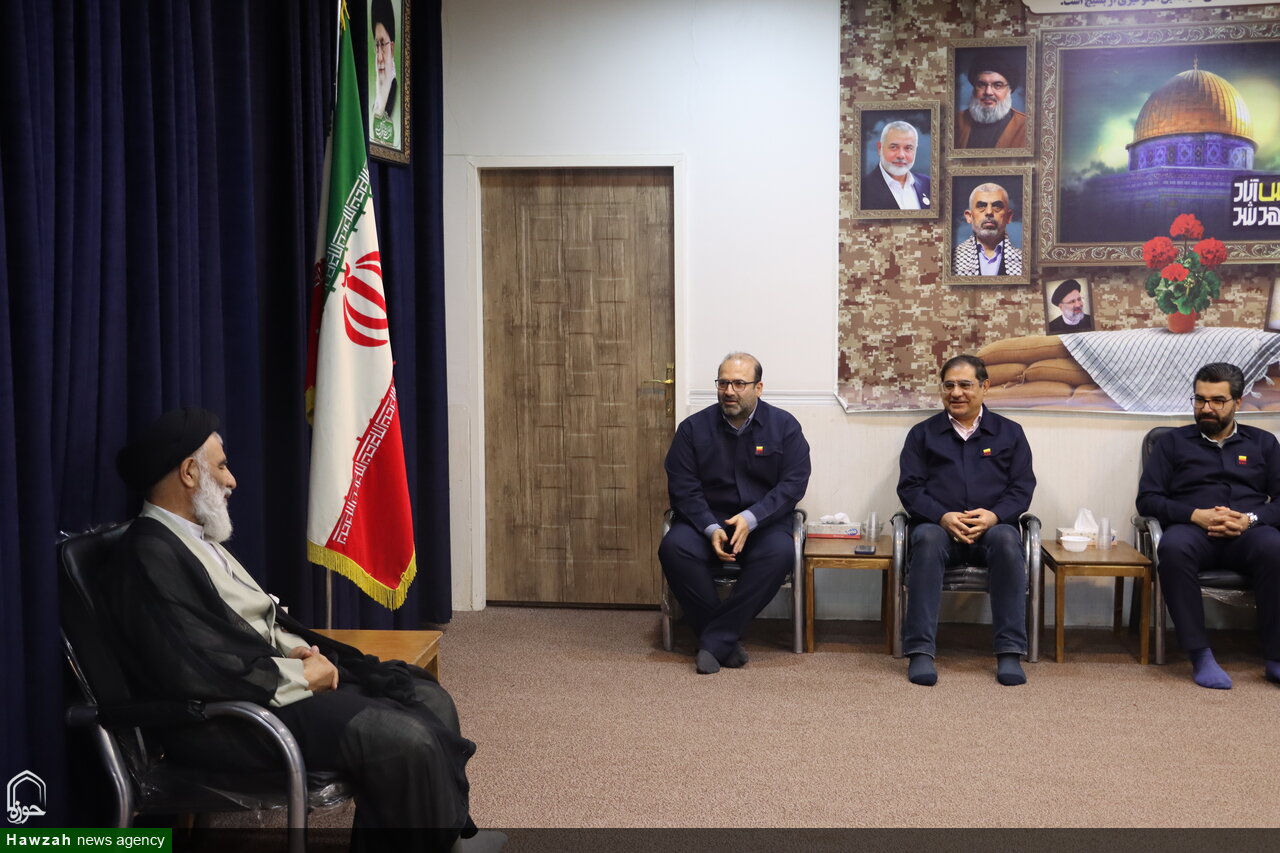 دیدار مدیرعامل و معاونین فولاد با نماینده ولی فقیه در خوزستان