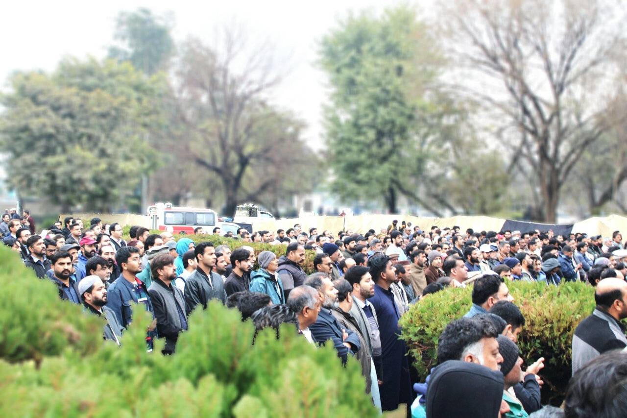 سانحہ اسلام آباد ترلائی میں باپ کے بعد بیٹا بھی جام شہادت نوش کر گیا / علامہ شبیر حسن میثمی نے نماز جنازہ پڑھائی