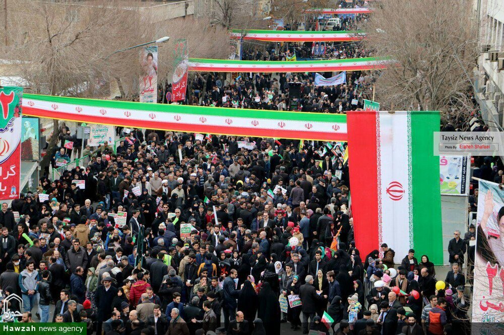 دعوت بسیج طلاب و روحانیون آذربایجان شرقی از مردم برای حضور در راهپیمایی ۲۲ بهمن