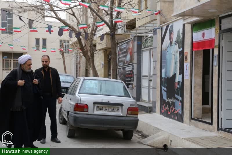 دیدار رئیس هیئت امنای دفتر تبلیغات اسلامی با خانواده شهید فراجا در آستانه ۲۲ بهمن