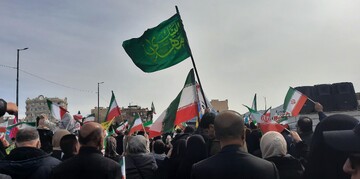 فیلم|سیل خروشان مردم کلانشهر اراک در راهپیمایی ۲۲ بهمن