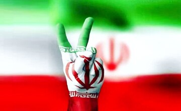 امضا؛ روایت شعرِ امید که آینده را امضا می‌کند