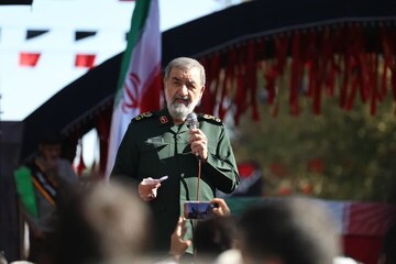 ظرفیت سیاسی نتانیاهو و ترامپ رو به اتمام است/ ملت و مسئولان با هم در میدان مبارزه با فساد و تدبیر