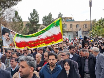 فیلم/ راهپیمایی یوم الله ۲۲ بهمن درکاشان