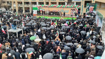 تصاویر/ مراسم راهپیمایی یوم‌الله ۲۲ بهمن در شهرکرد