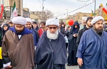 ملت ایران در ۲۲ بهمن به ارزش های الهی و انقلاب اعلام وفاداری کردند