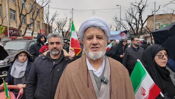 فیلم | حضور مردم در راهپیمایی ۲۲ بهمن، پاسخ کوبنده ایرانیان به قمارباز یاوه‌گو