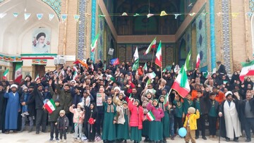 تصاویر/ حضور انقلابی و پرشور مردم منطقه اردهال در راهپیمایی۲۲ بهمن