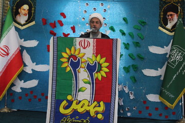 نبض اقتصاد نباید وابسته به دلار و رسانه‌های دشمن باشد+عکس