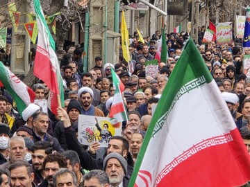 حضور گسترده مردم تویسرکان، جلوه‌ای از اقتدار مردمی انقلاب+فیلم