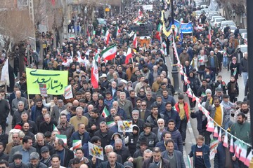تصاویر/ حضور پرشور مردم شهرستان شوط در راهپیمایی ۲۲ بهمن