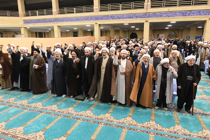 تصاویر/ گردهمایی علمای شیعه و اهل سنت ارومیه