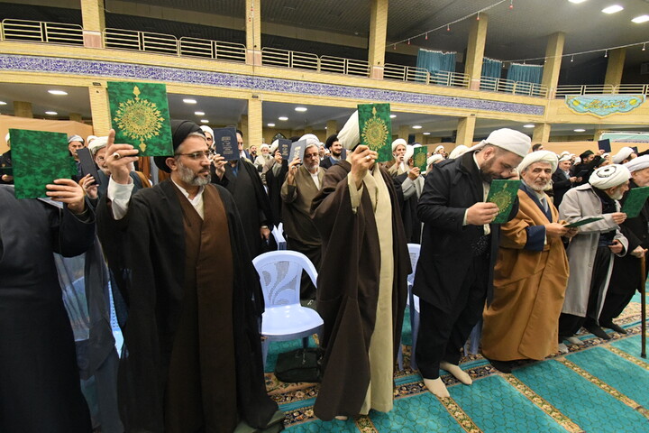 تصاویر/ گردهمایی علمای شیعه و اهل سنت ارومیه