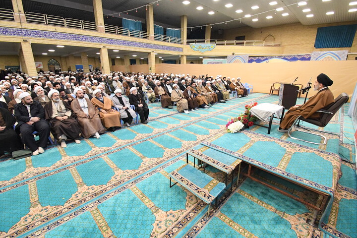 تصاویر/ گردهمایی علمای شیعه و اهل سنت ارومیه