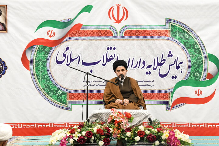 تصاویر/ گردهمایی علمای شیعه و اهل سنت ارومیه