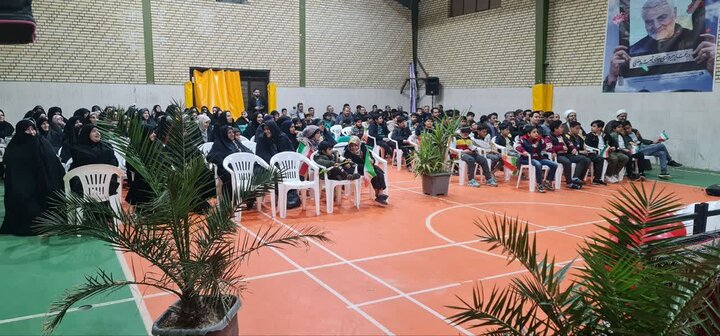 تصاویر/ برگزاری جشن عید انقلاب در پایتخت گل و گلاب ایران