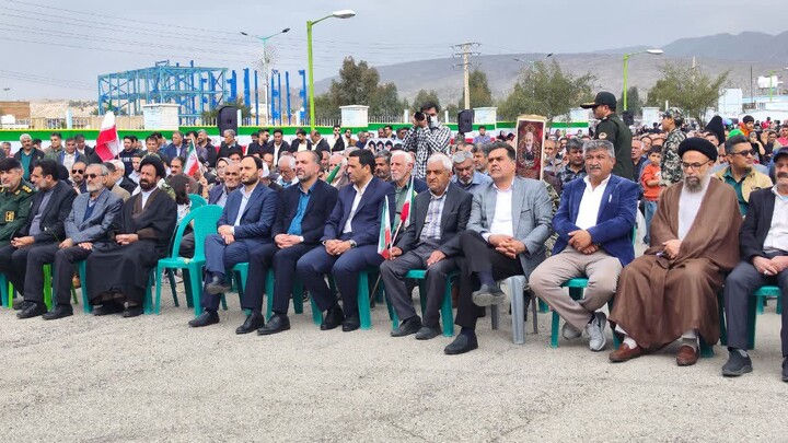 راهپیمایی ۲۲ بهمن در گچساران/حضور مردم فراتر از قاب تصویر