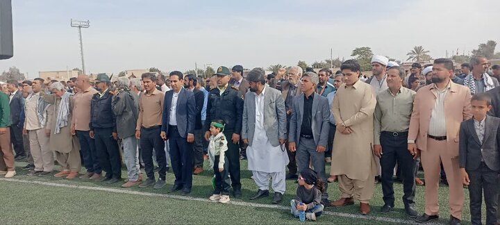 راهپیمایی ۲۲ بهمن ۱۴۰۴ با حضور گسترده اقشار مختلف مردم در شهرستان رودبار جنوب برگزار شد و شرکت‌کنندگان با حضور پرشور خود سالروز پیروزی انقلاب اسلامی را گرامی داشتند.