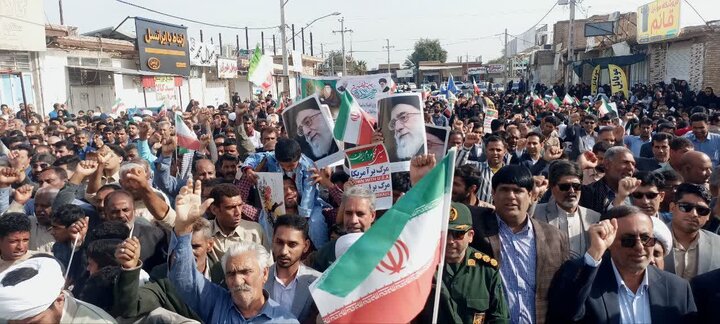 راهپیمایی ۲۲ بهمن ۱۴۰۴ با حضور گسترده اقشار مختلف مردم در شهرستان رودبار جنوب برگزار شد و شرکت‌کنندگان با حضور پرشور خود سالروز پیروزی انقلاب اسلامی را گرامی داشتند.