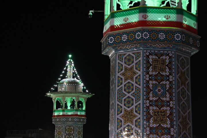 گلبانگ «الله اکبر» در حرم مطهر بانوی کرامت طنین انداز شد