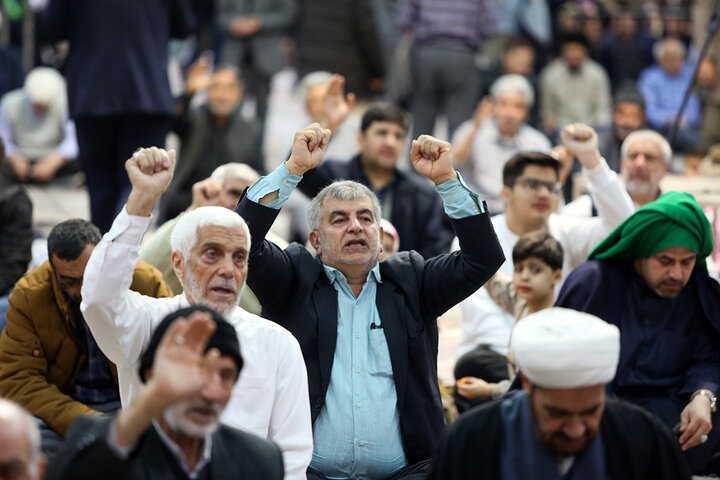 گرامیداشت سالگرد یوم الله ۲۲بهمن در حرم مطهر بانوی کرامت