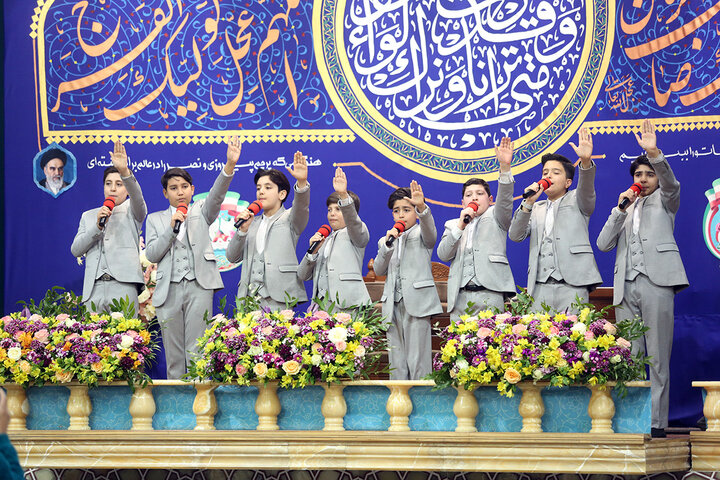 گرامیداشت سالگرد یوم الله ۲۲بهمن در حرم مطهر بانوی کرامت